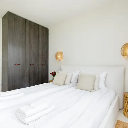 Coast By Rentmonkey Apartman *